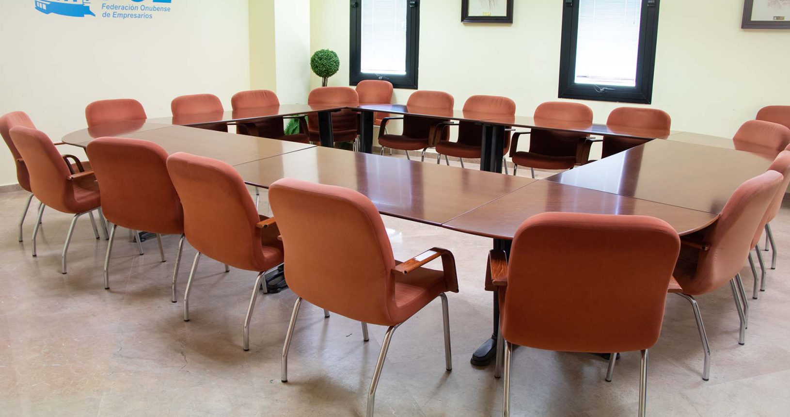 Salas de reuniones para empresas en Huelva
